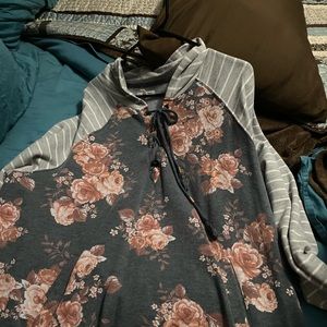 Maurice's sweatshirt/hoodie.  Plus size 2x.